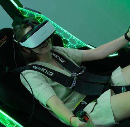 一套vr体感游戏设备多少钱，vr家用游戏机器多少钱一台？